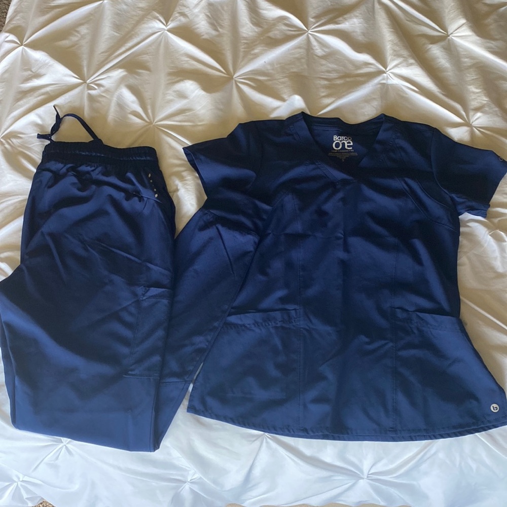 Barco one navy blue scrub set